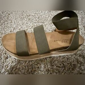 New Directions Women's Khaki Strap Sandals